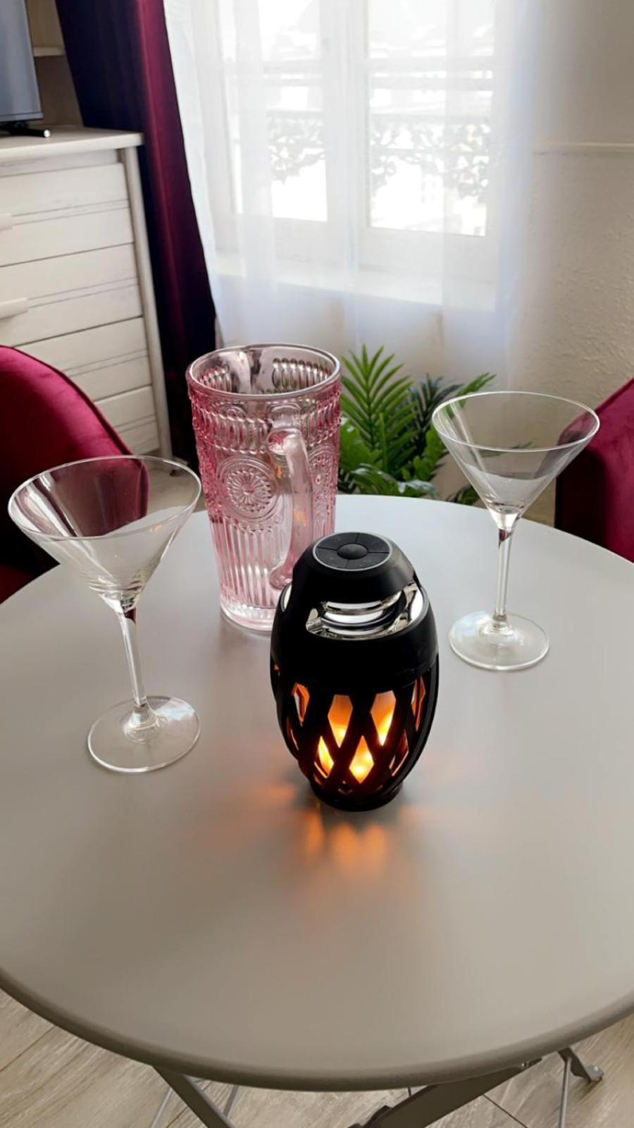 Hyper Centre, Remparts, Vieille , Cosy, Possible Faire A Pieds Apartamento