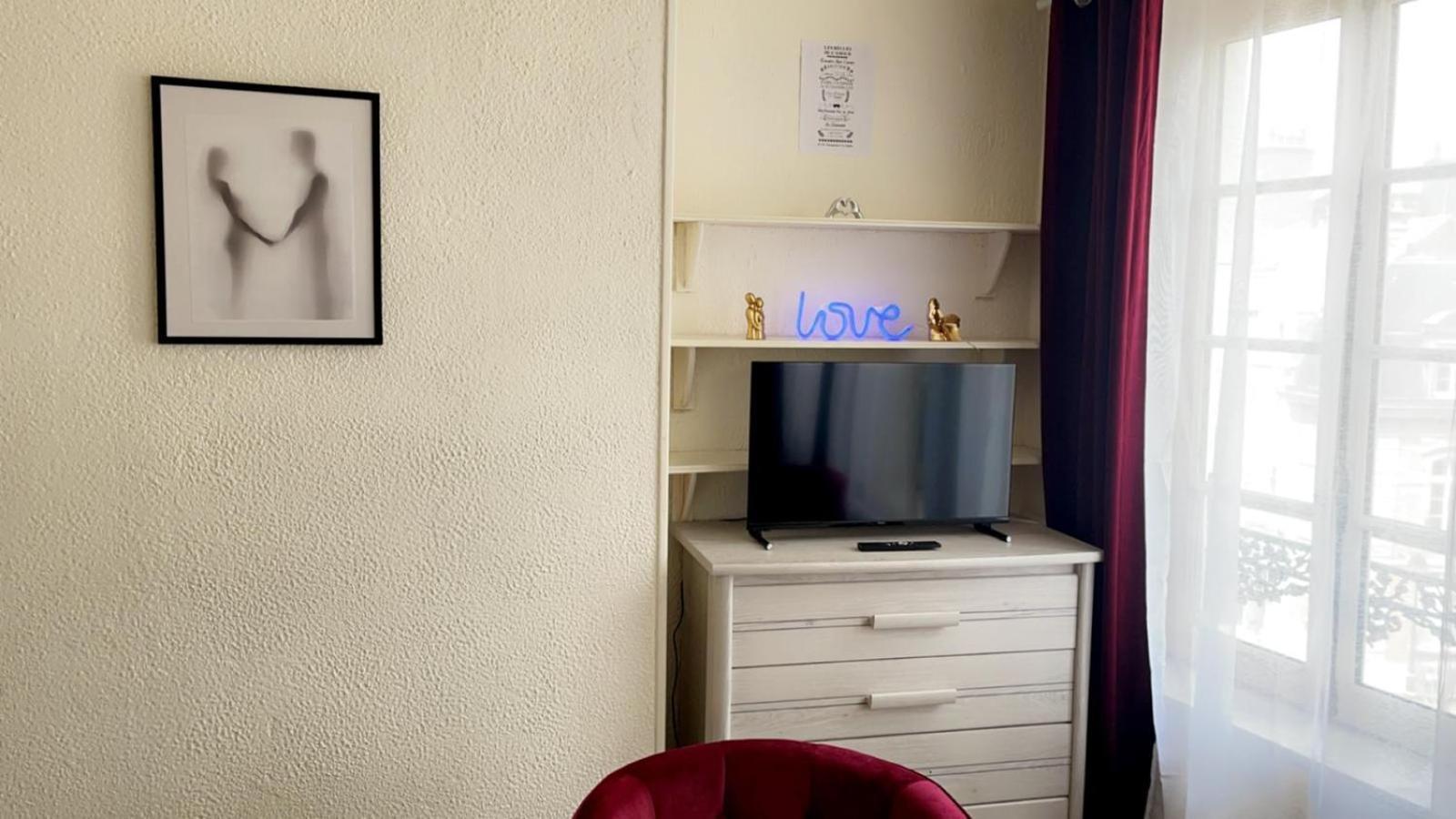 Hyper Centre, Remparts, Vieille , Cosy, Possible Faire A Pieds Apartment *