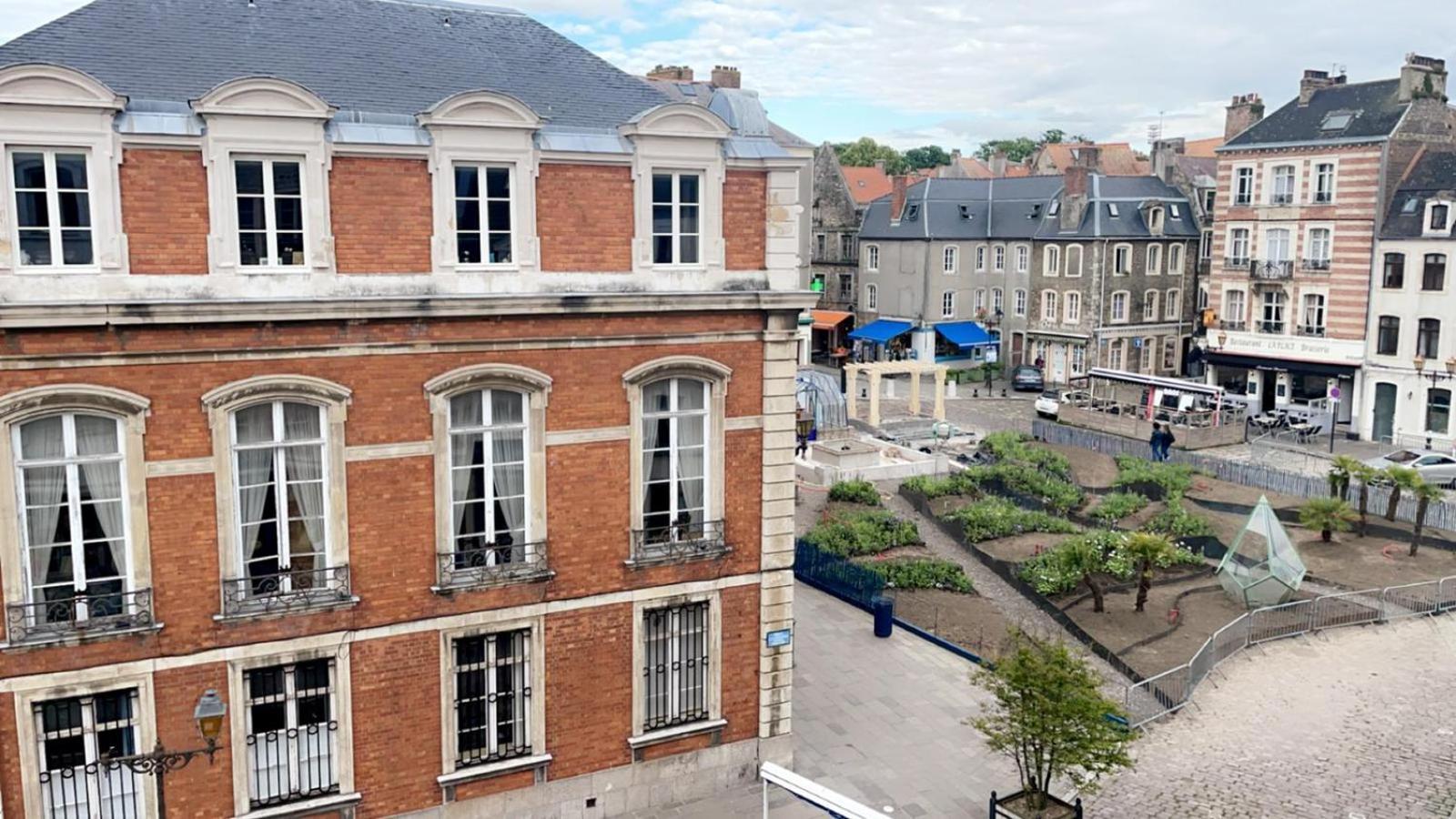 Apartamento Hyper Centre, Remparts, Vieille , Cosy, Possible Faire A Pieds *